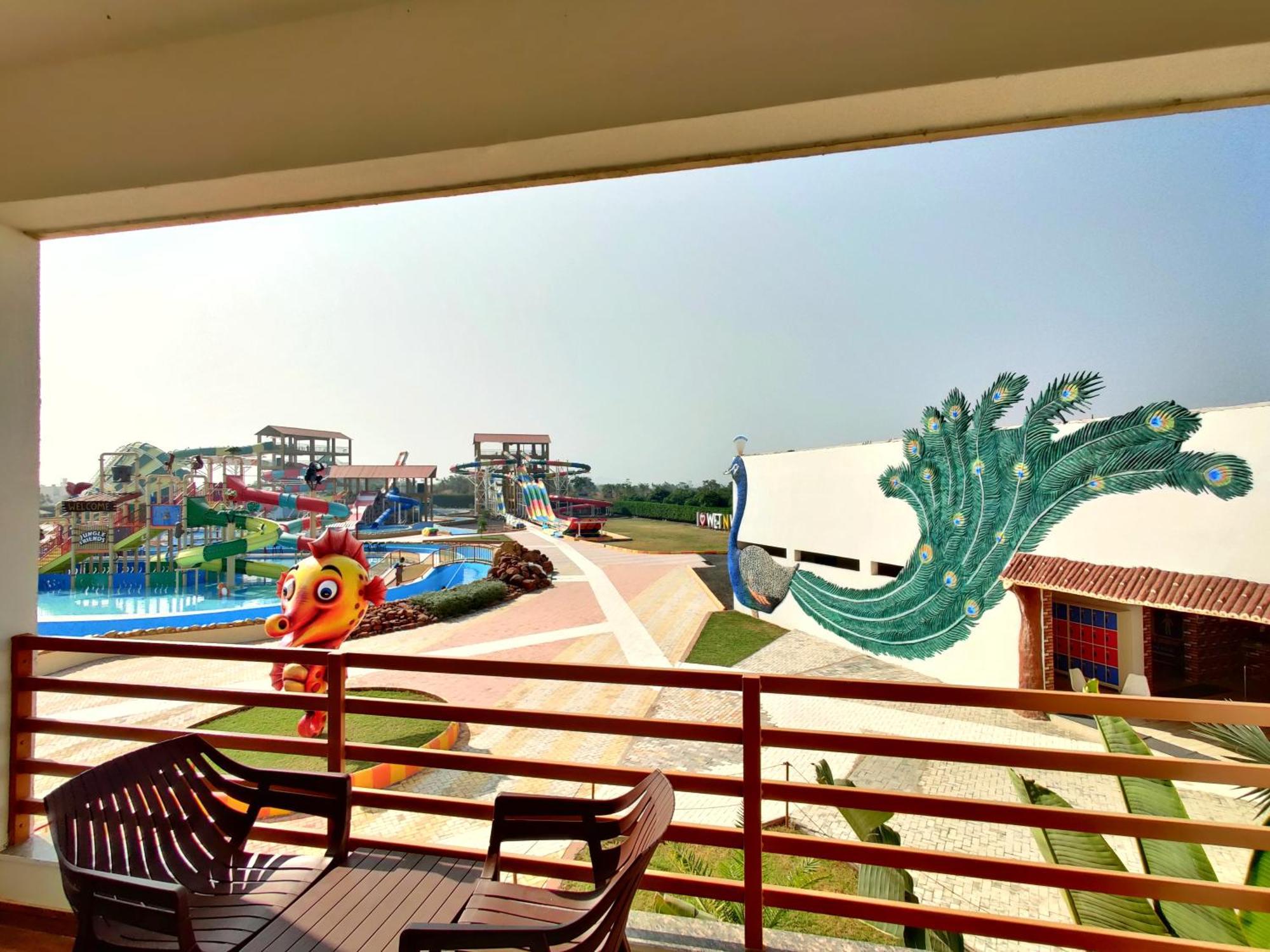 Wet N Wild Water Park & Resort Mendarda Exterior foto